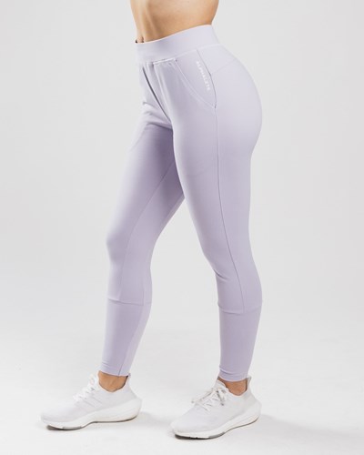 Alphalete 4-Way Stretch Jogger Lilac Haze | 430-KGFUQL