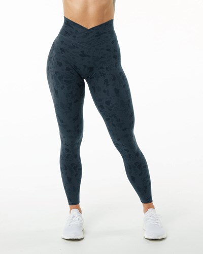 Alphalete Single Brushed Cross-Wrapped Legging Modre | 509-DFJOBL