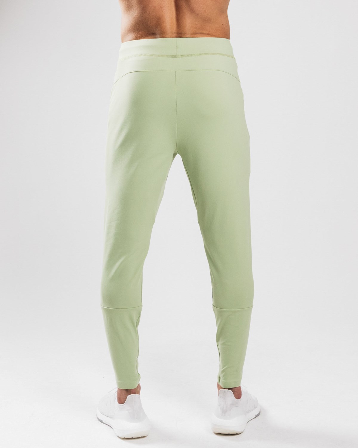 Alphalete 4-Way Stretch Jogger Frozen Spring | 382-BKSYNI