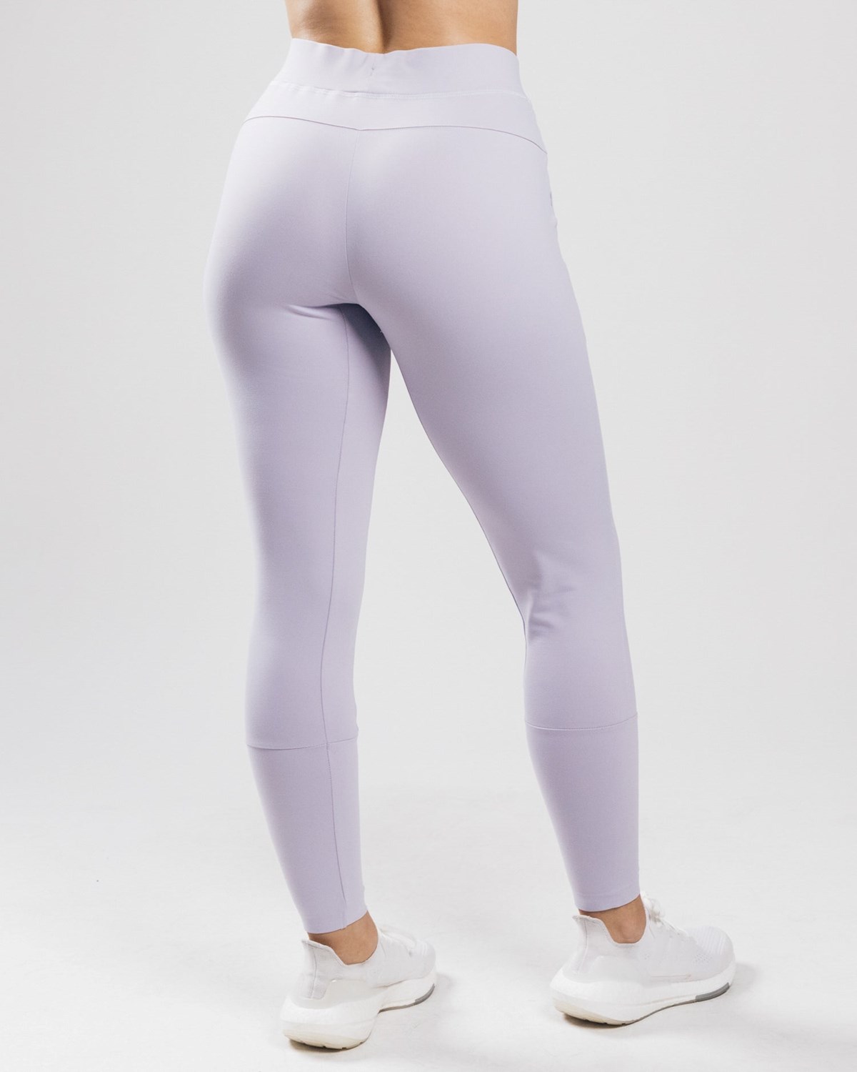 Alphalete 4-Way Stretch Jogger Lilac Haze | 430-KGFUQL