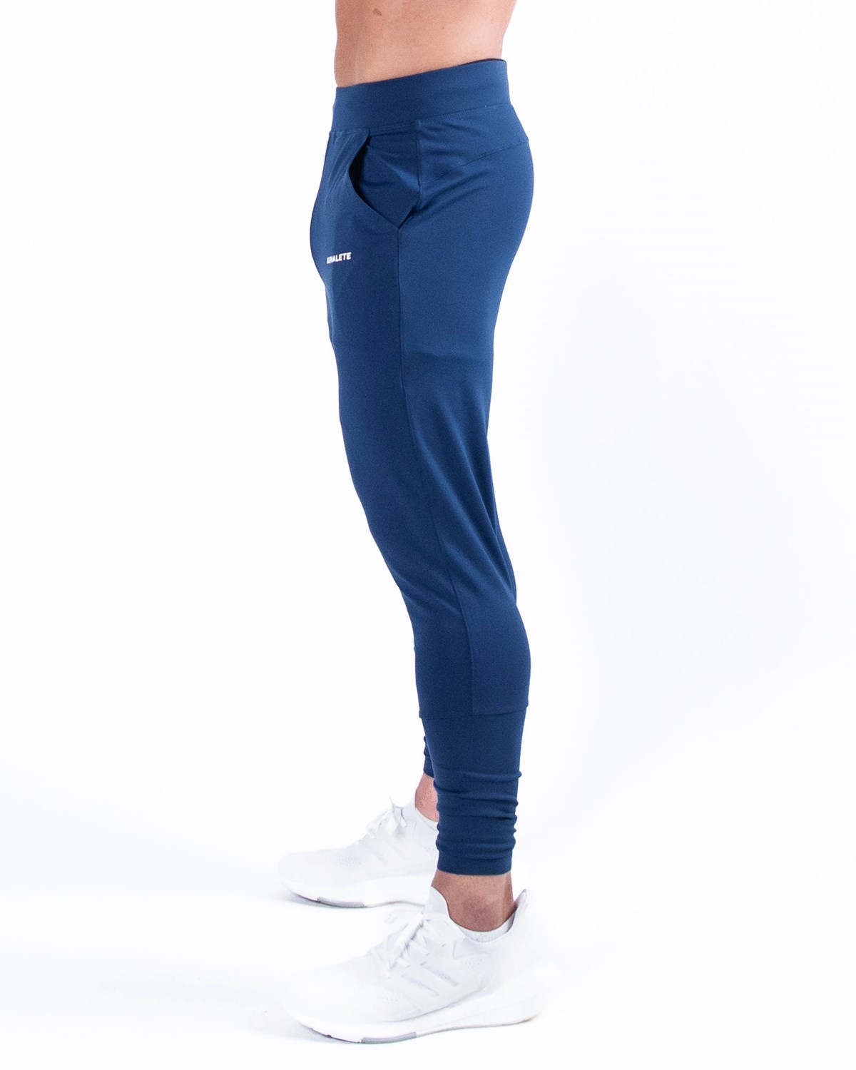 Alphalete 4-Way Stretch Jogger Modre | 738-EPOLXF