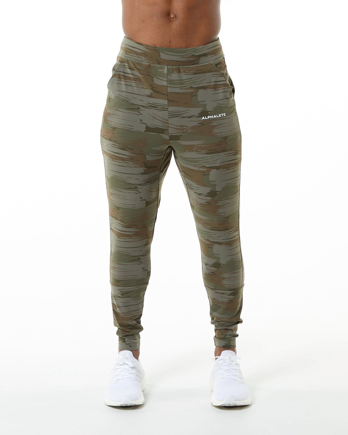 Alphalete 4-Way Stretch Jogger Olivovo Zelená Maskacove | 754-IJUAWD