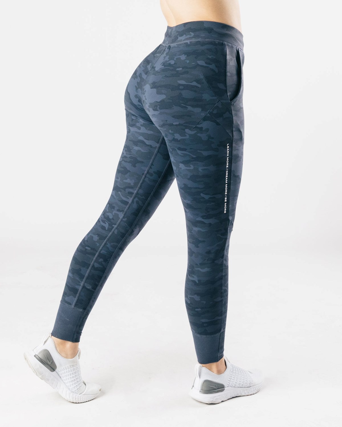 Alphalete 4-Way Stretch Jogger Tmavo Námornícka Modrá Maskacove | 528-XNAPQV