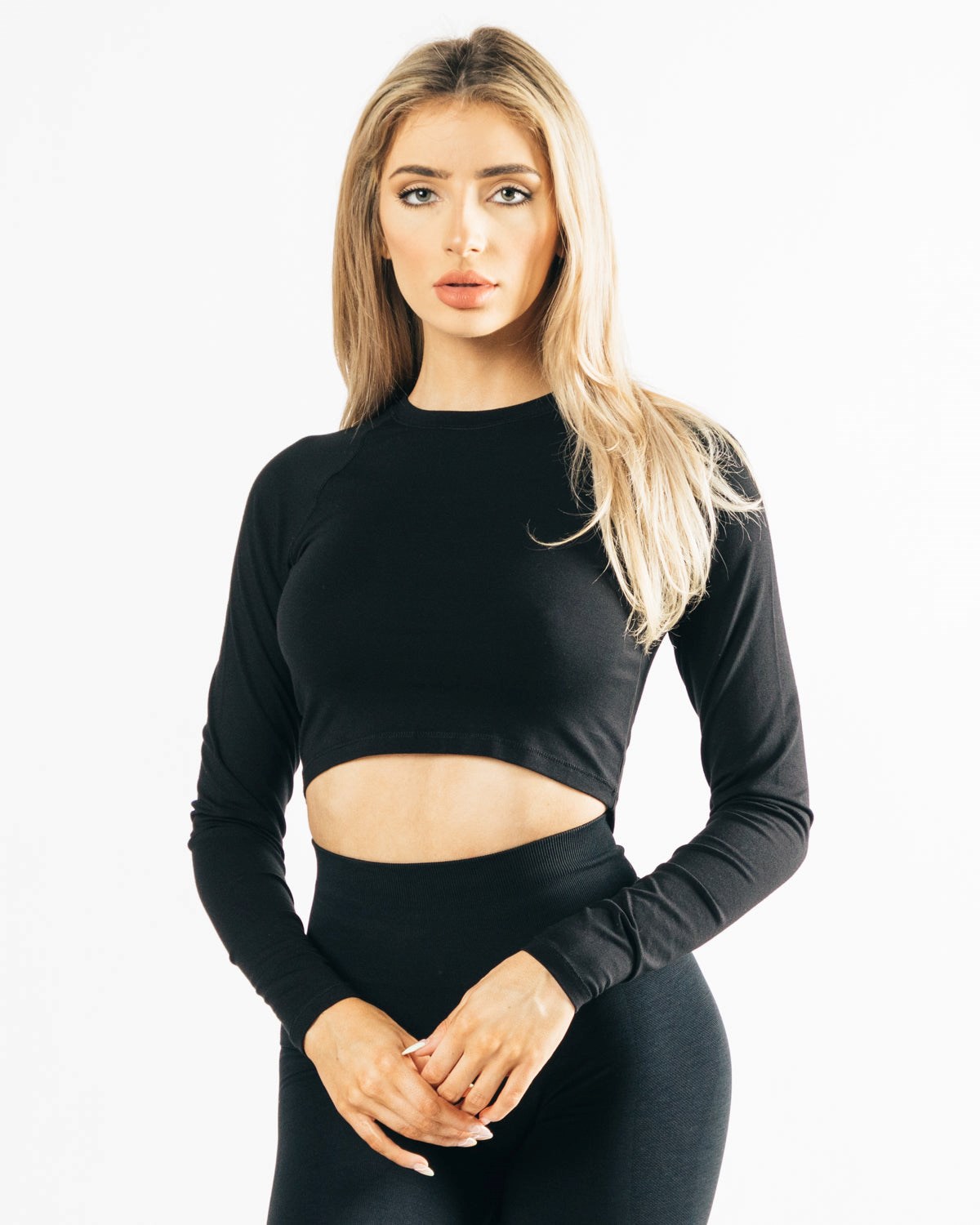 Alphalete Cropped Premium Long Sleeve Čierne | 812-ZXLPHY