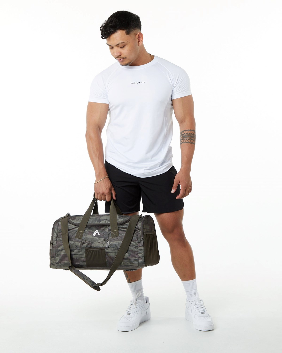 Alphalete Duffel Bag Olivovo Zelená Maskacove | 203-FNUTVZ