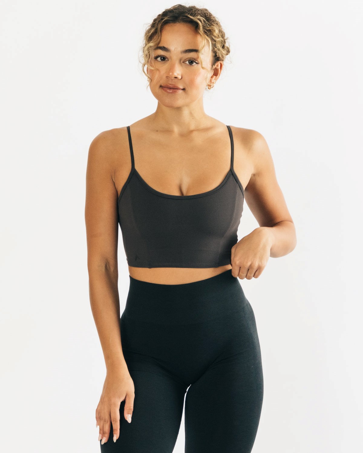 Alphalete Fitted Cropped Tank Charcoal | 189-GVCATW