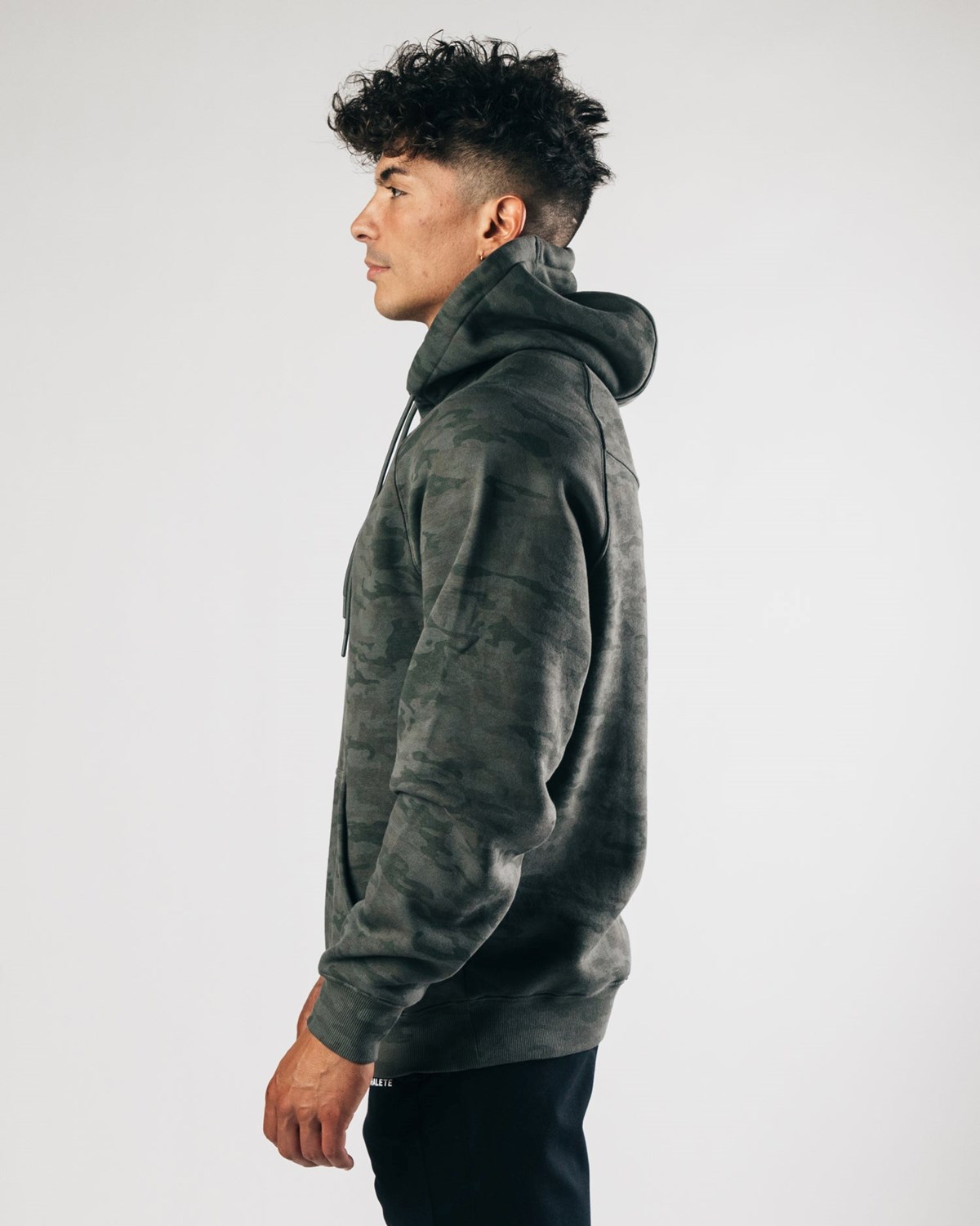 Alphalete Fitted Performance Hoodie Zelene | 042-DLEWKR