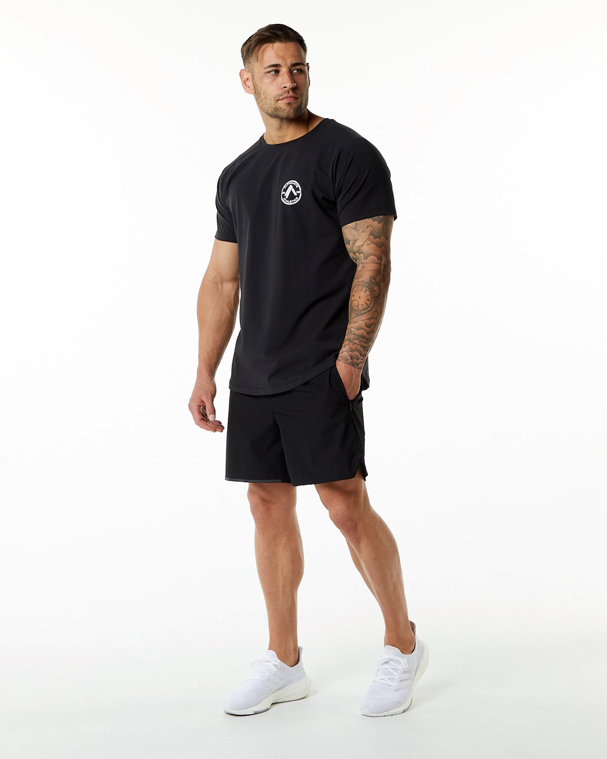 Alphalete Fitted Performance Kratke Sleeve Čierne | 341-BENQVM