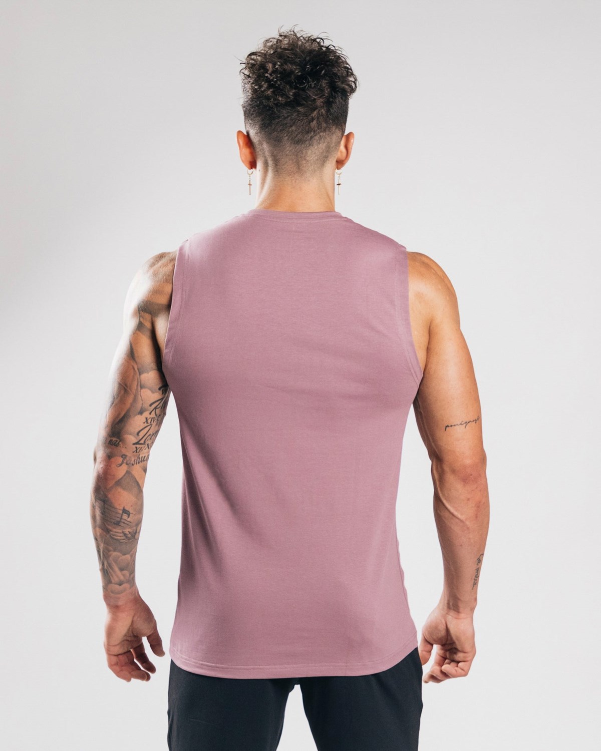 Alphalete Fitted Performance Tank Nachový | 174-GABZXF