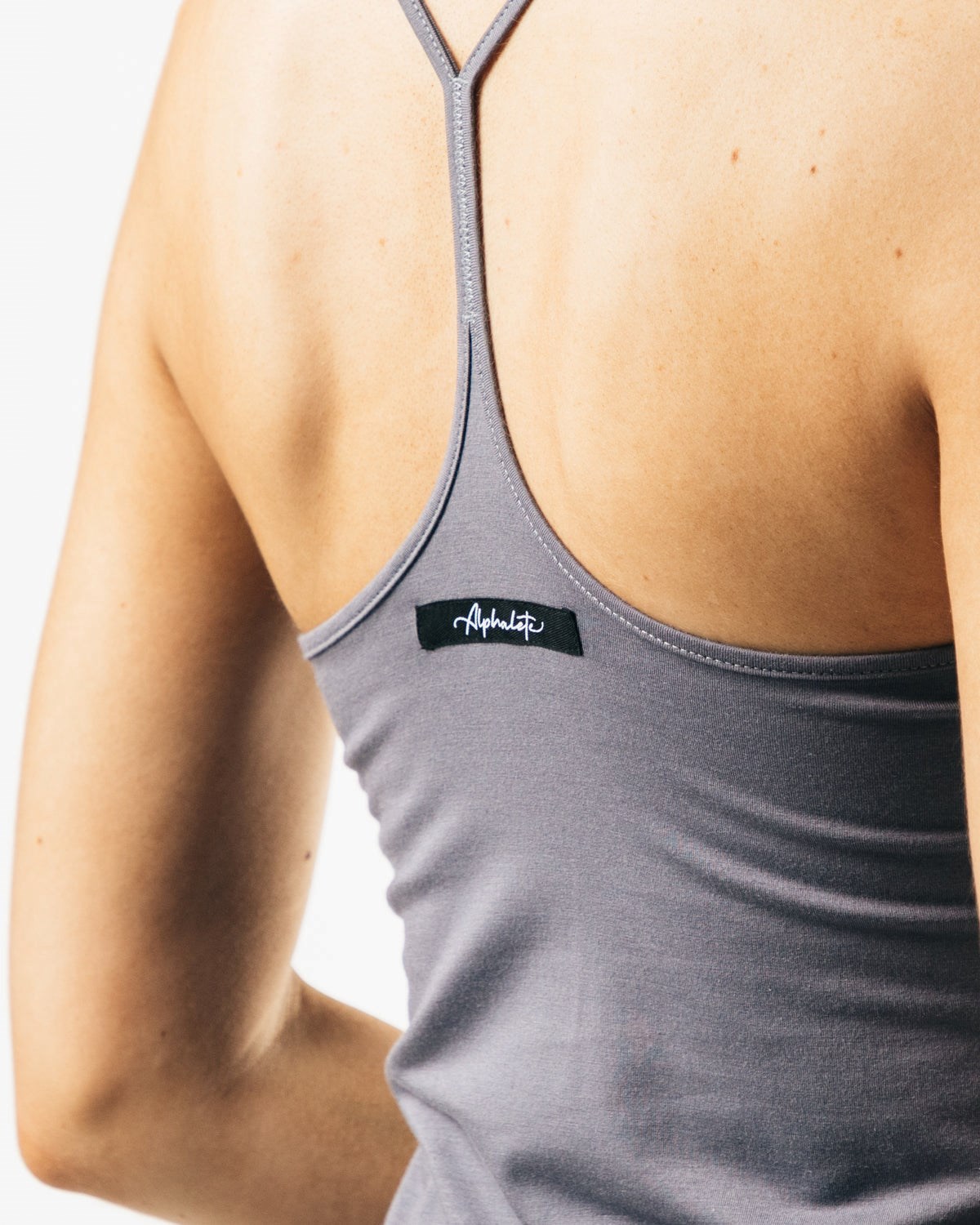 Alphalete Full-Length Premium Tank Still Water | 905-YSDPOR