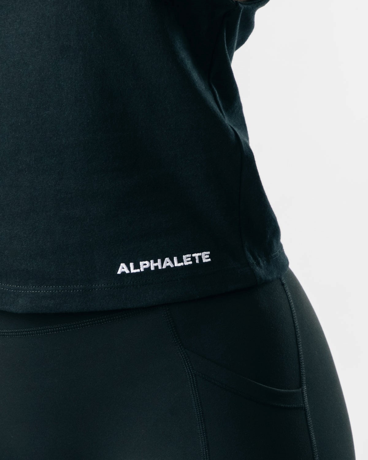 Alphalete Heavy Bavlnene Cutoff Čierne | 507-ARXEHV