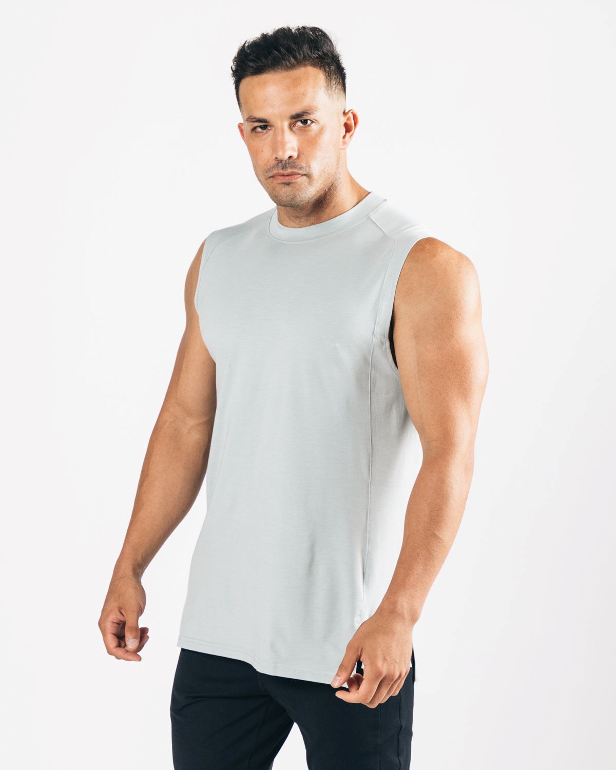 Alphalete High-Neck Premium Cutoff North Shore | 142-OSMPFR