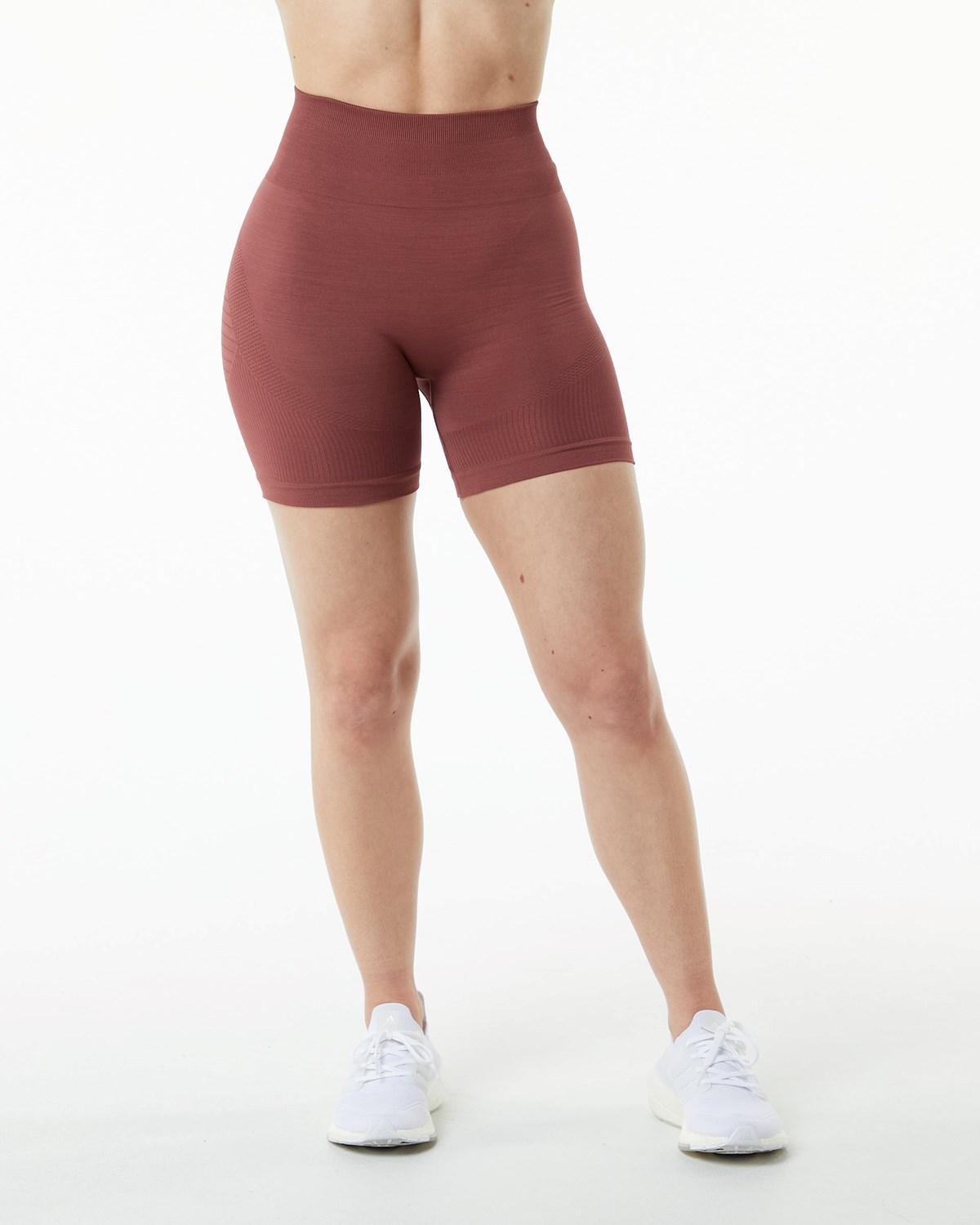 Alphalete High Performance Seamless Kratke Gingerbread | 062-OMAKEZ