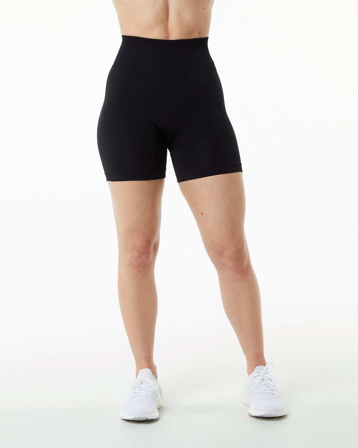 Alphalete High Performance Seamless Kratke Čierne | 349-GQPOAU