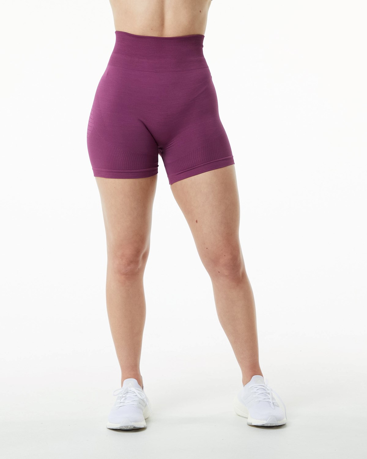 Alphalete High Performance Seamless Kratke Grape | 573-PCNSKQ