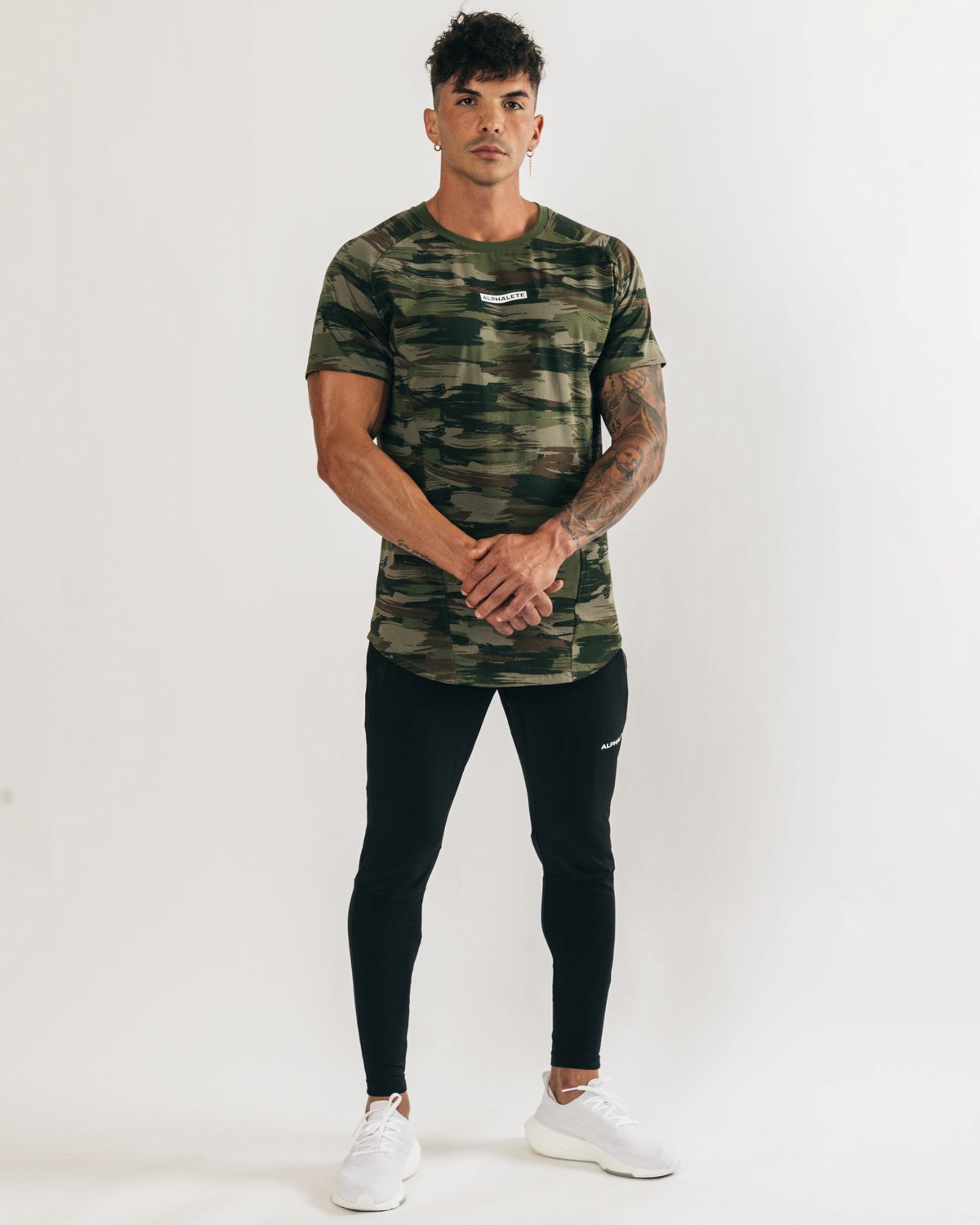 Alphalete High Performance Tee Olivovo Zelená Maskacove | 428-LQGSCH