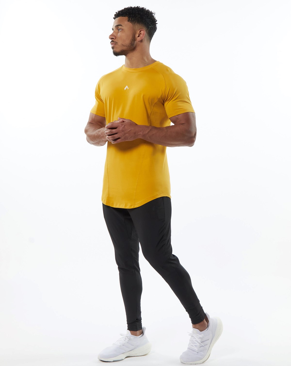 Alphalete High Performance Tee Žlté | 092-HDIFAS