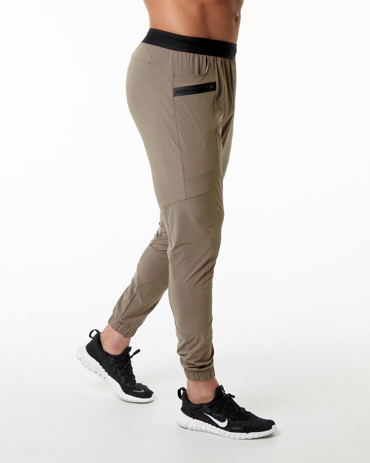 Alphalete Lahke 4-Way Stretch 29