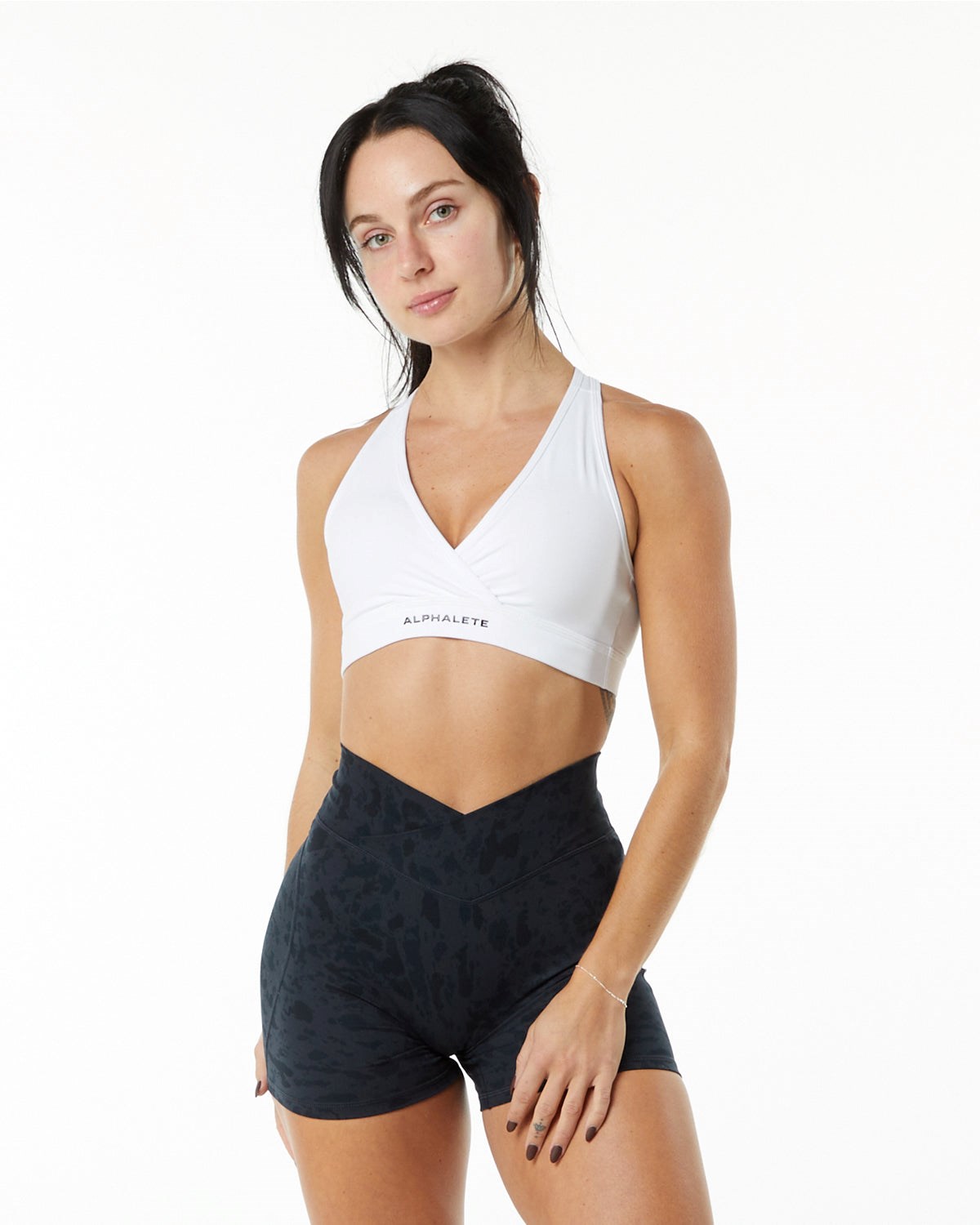 Alphalete Single Brushed Bra Biele | 628-EOQRSP