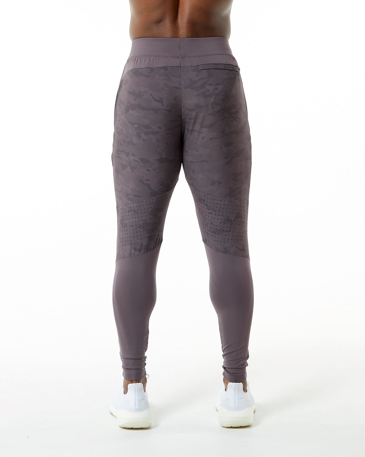 Alphalete Woven 4-Way Stretch 29