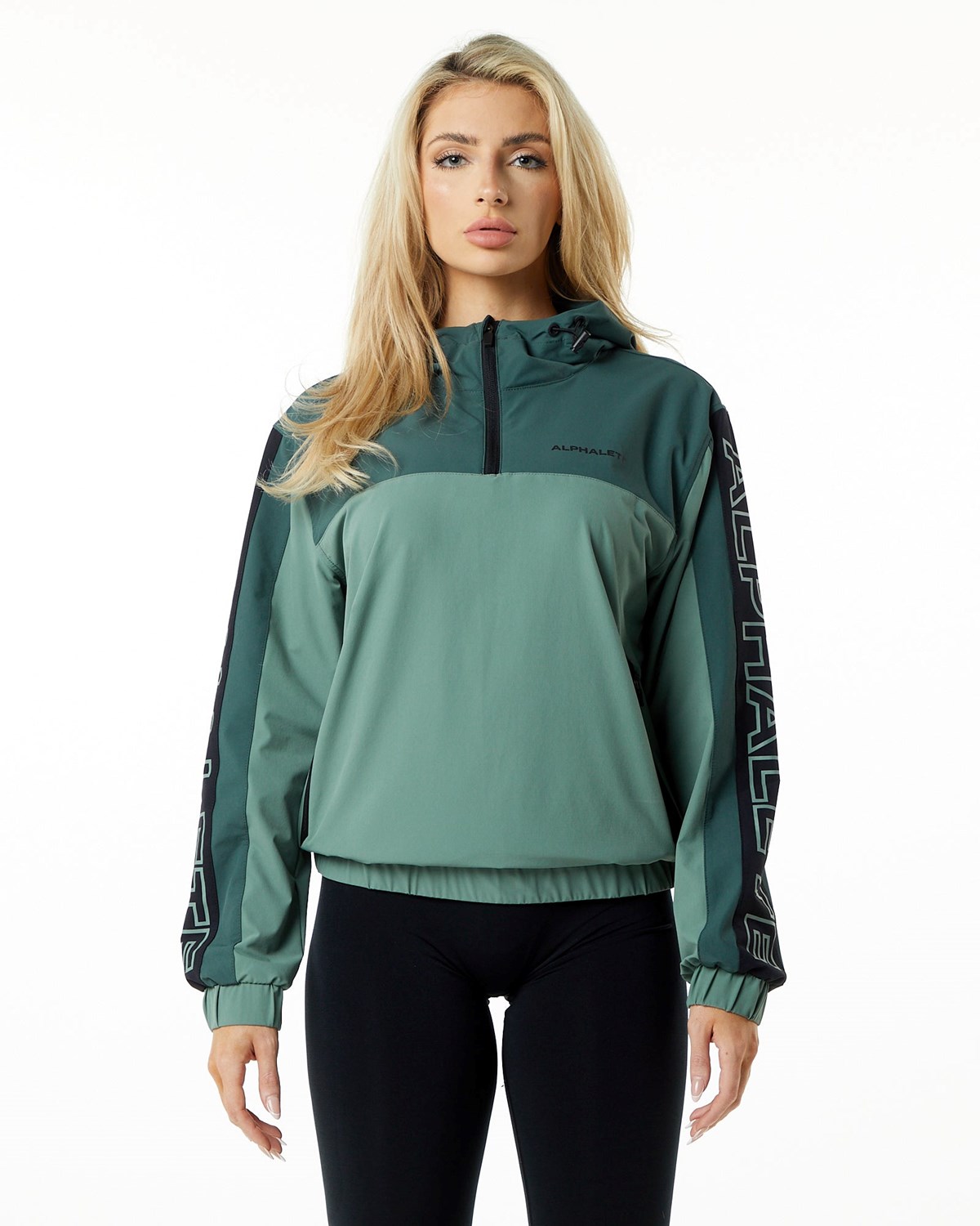 Alphalete Woven Performance Jacket Wild Sage | 871-LTHCEF